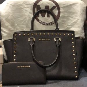 Michael Kors tote Bag with matching wallet